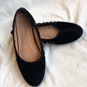 Girls black flats